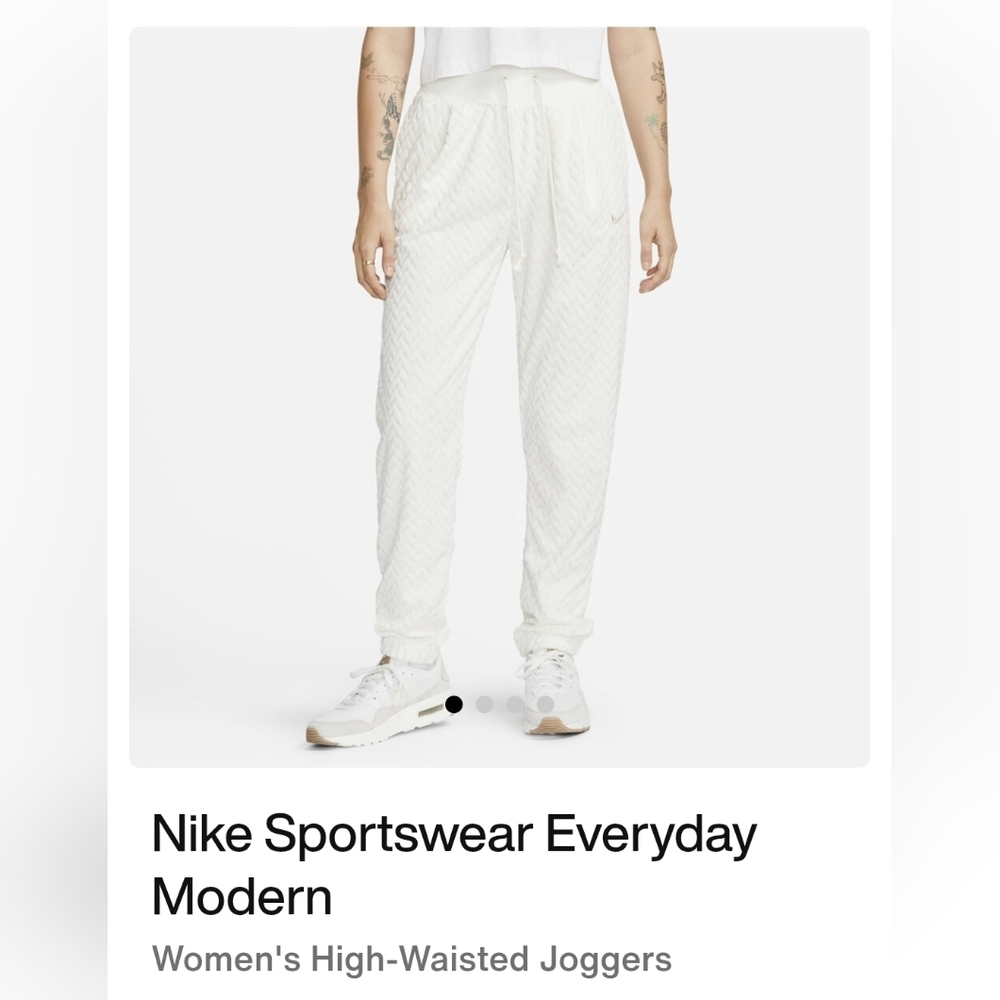 Nike Women's White Textured Terry Cloth Modern Jogger Pants Size S Gold Emblem